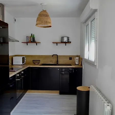 Charmante Maison Avec Piscine 普伊尔波勒奥